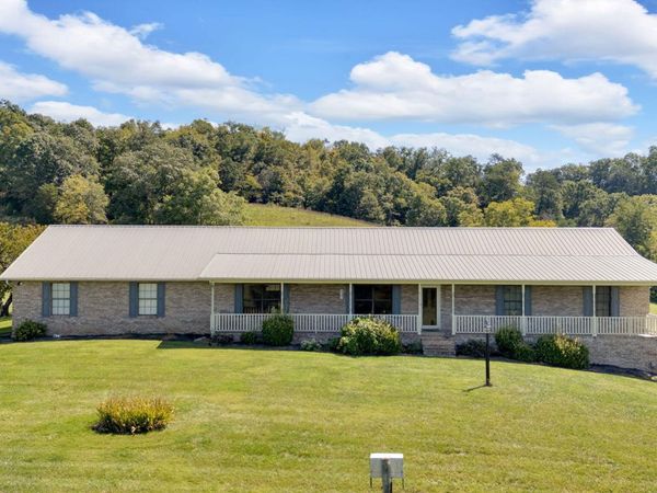 887 Berry Road, Bulls Gap, TN 37711