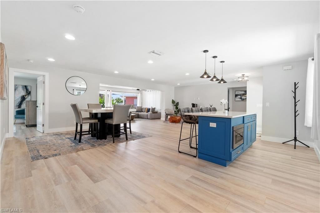 5161 Williams Dr, Fort Myers Beach, FL 33931 Photo