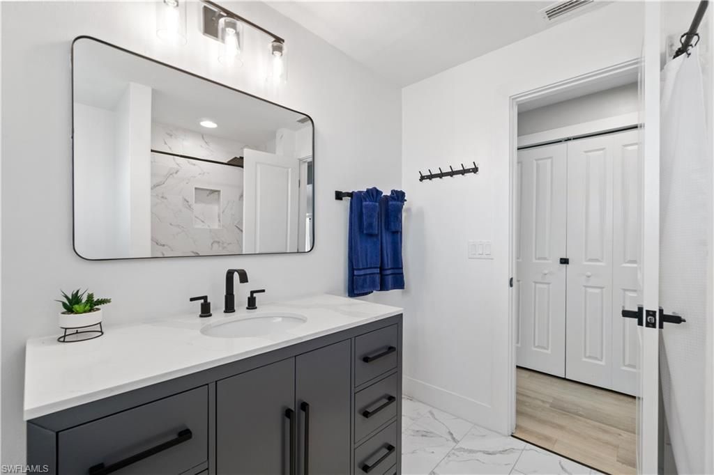 5161 Williams Dr, Fort Myers Beach, FL 33931 Photo