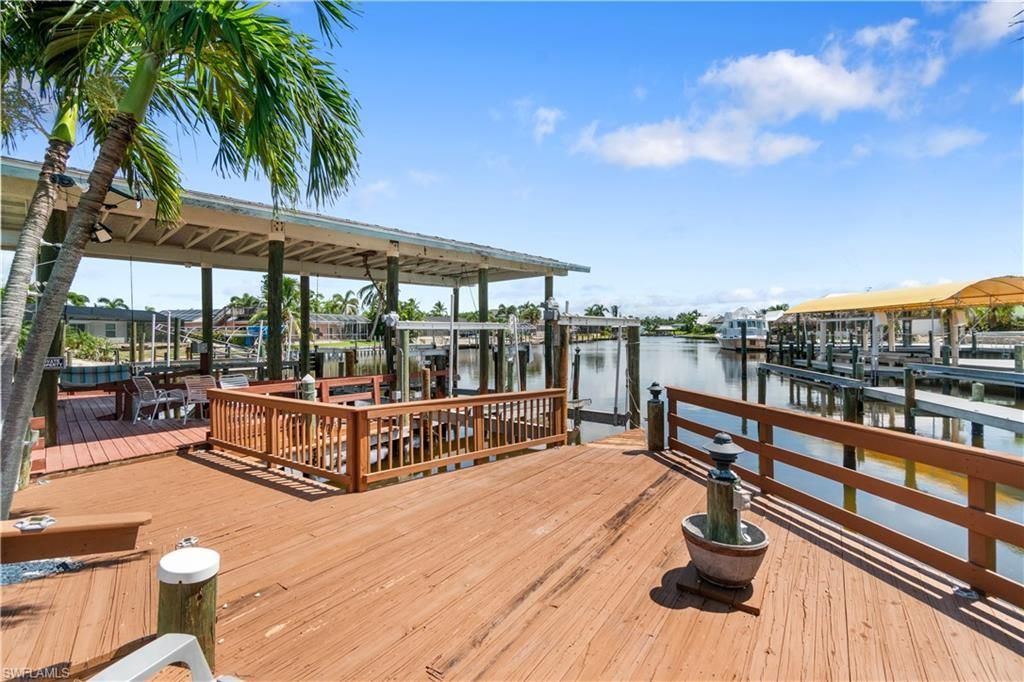 5161 Williams Dr, Fort Myers Beach, FL 33931 Photo