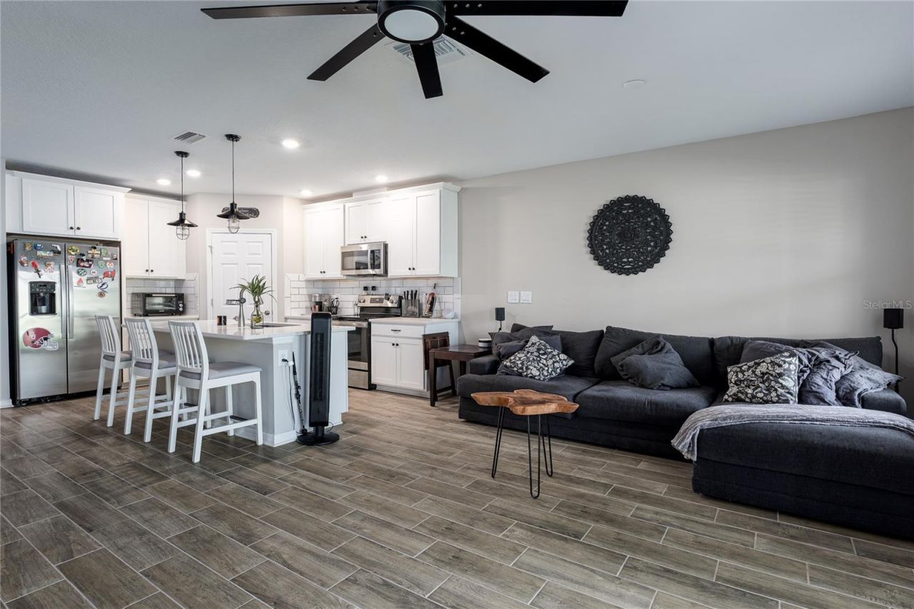 5519 Tripoli Drive, Palmetto, FL 34221 Photo