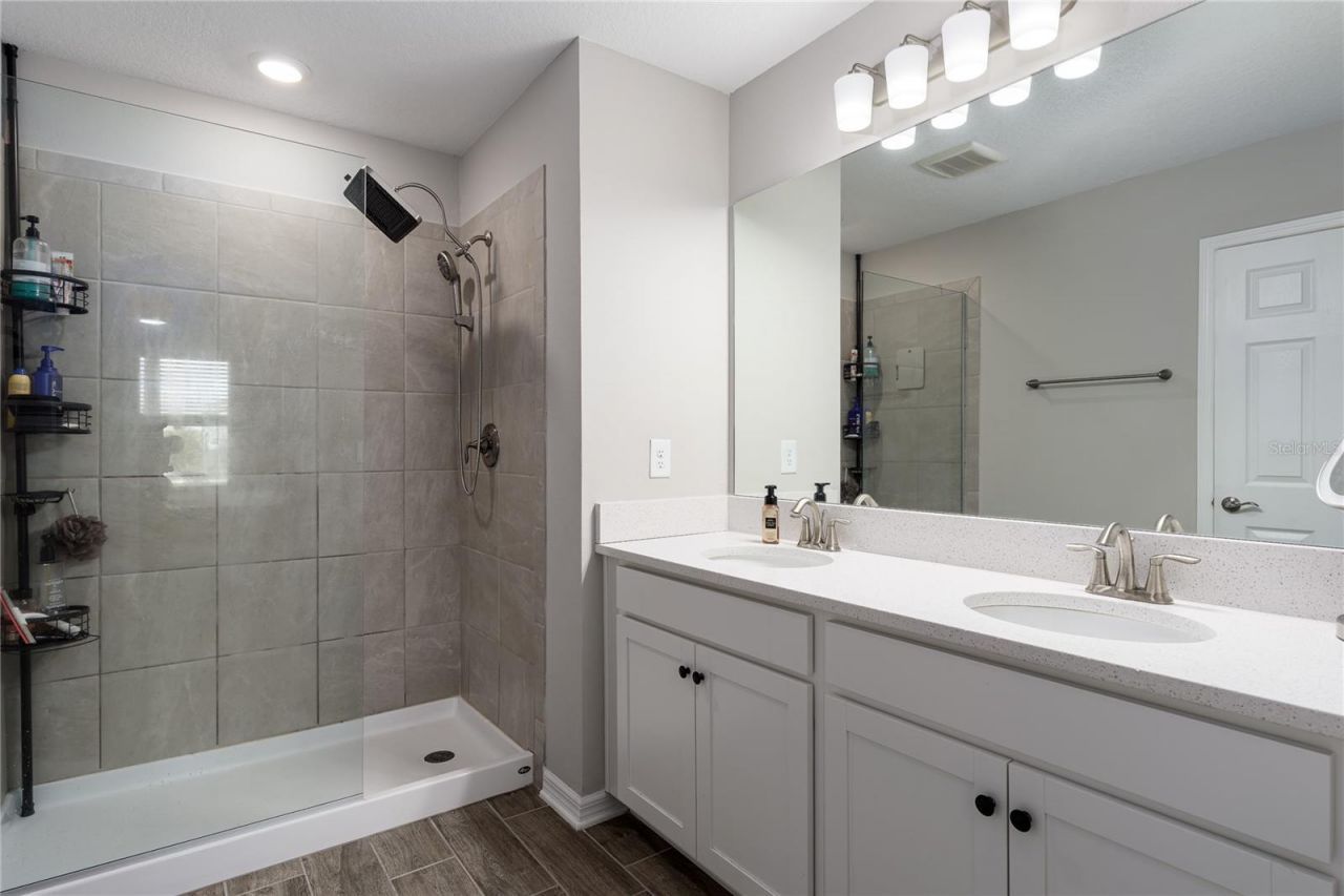 5519 Tripoli Drive, Palmetto, FL 34221 Photo