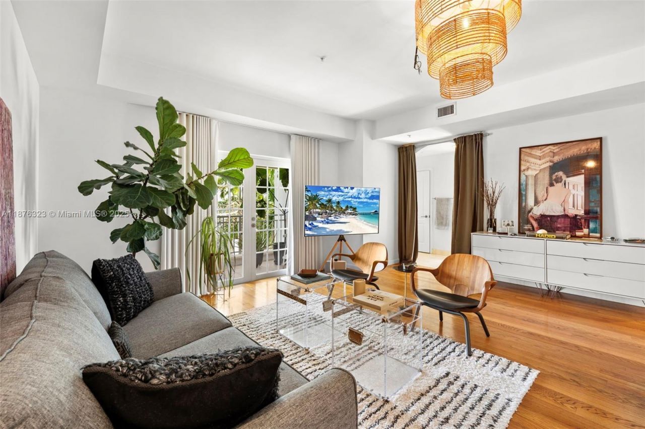 1415 Sunset Harbour Dr, Unit 406, Miami Beach, FL 33139 Photo