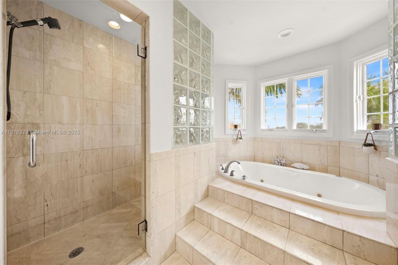 1415 Sunset Harbour Dr, Unit 406, Miami Beach, FL 33139 Photo