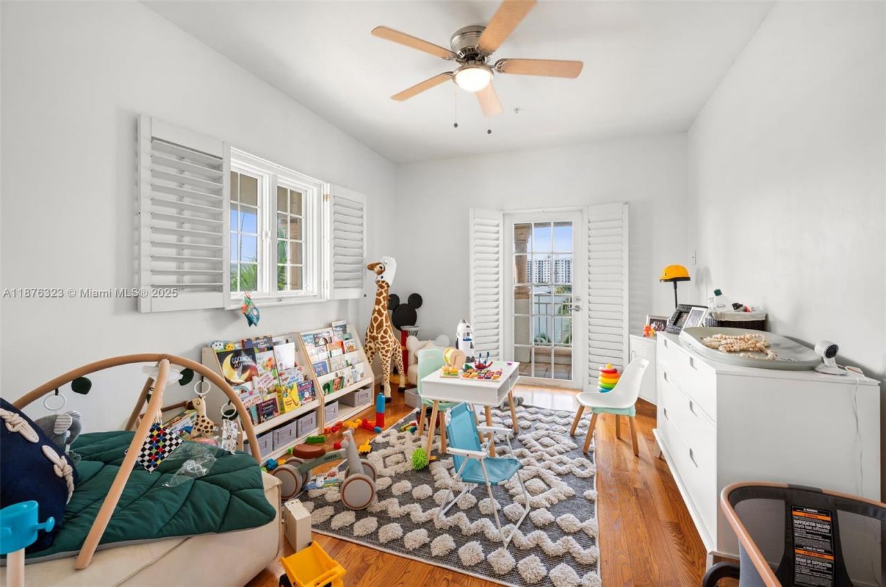 1415 Sunset Harbour Dr, Unit 406, Miami Beach, FL 33139 Photo