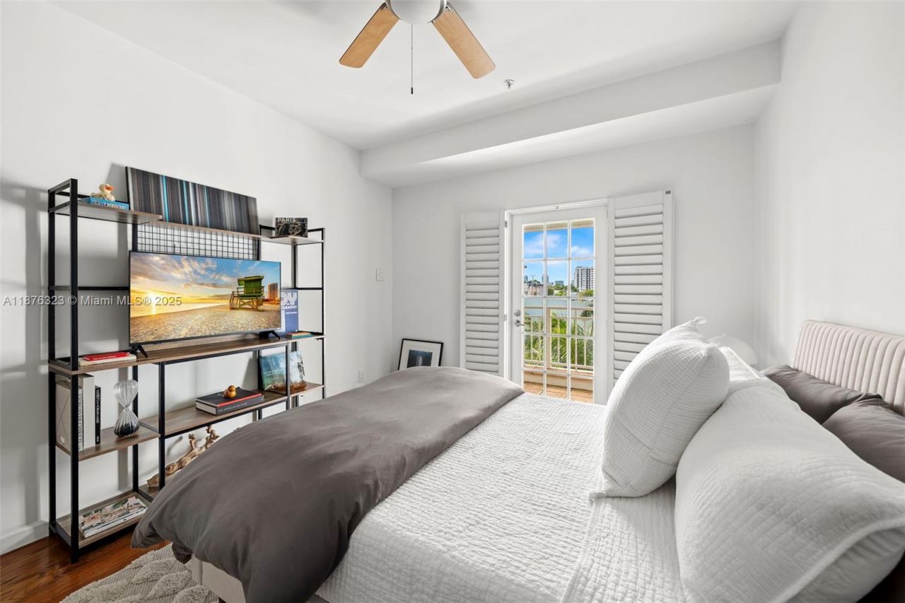 1415 Sunset Harbour Dr, Unit 406, Miami Beach, FL 33139 Photo