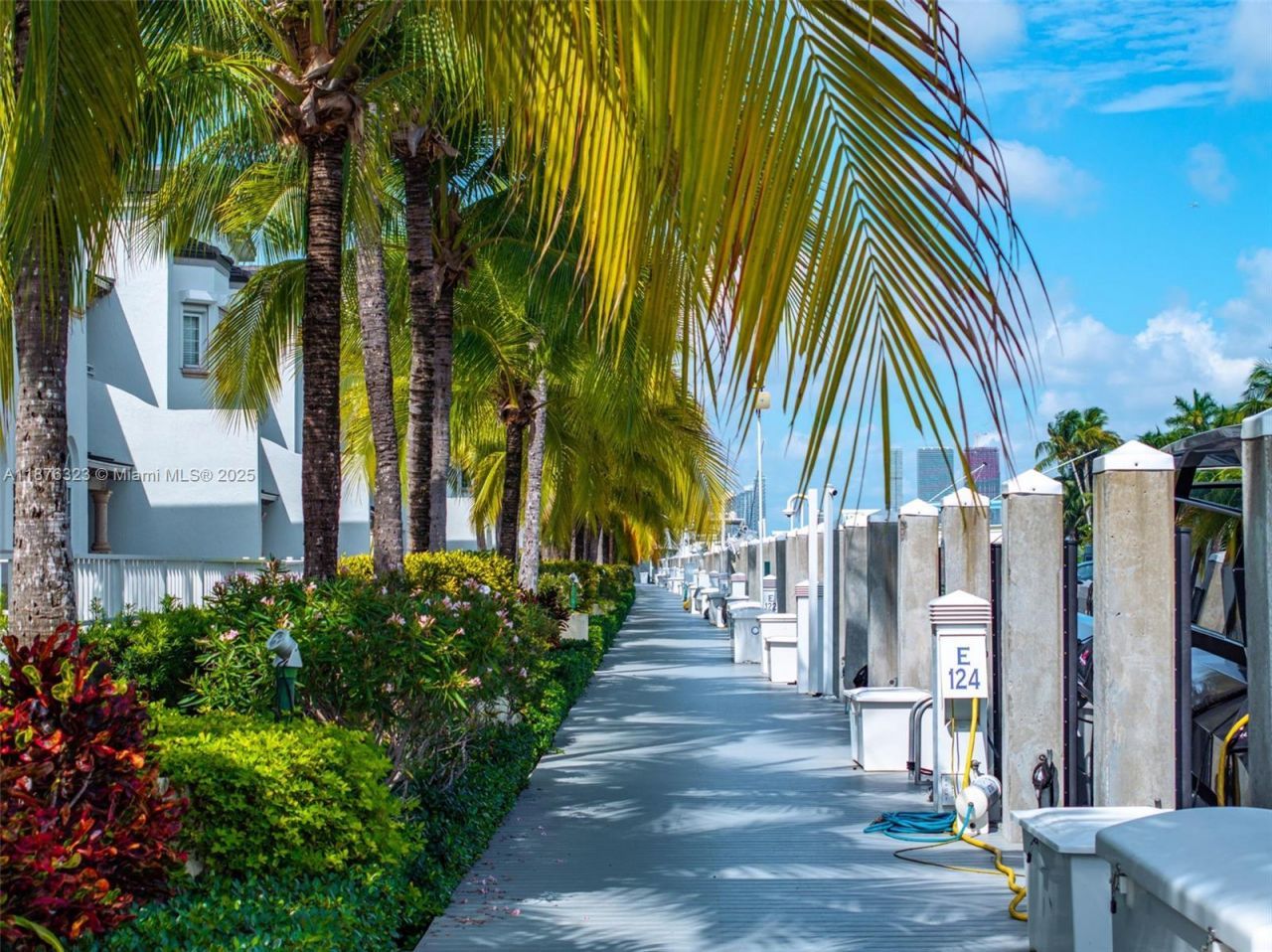 1415 Sunset Harbour Dr, Unit 406, Miami Beach, FL 33139 Photo