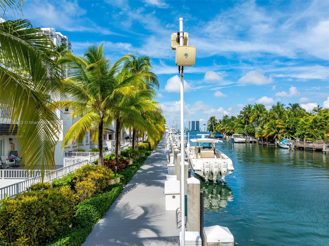 1415 Sunset Harbour Dr, Unit 406, Miami Beach, FL 33139 Photo