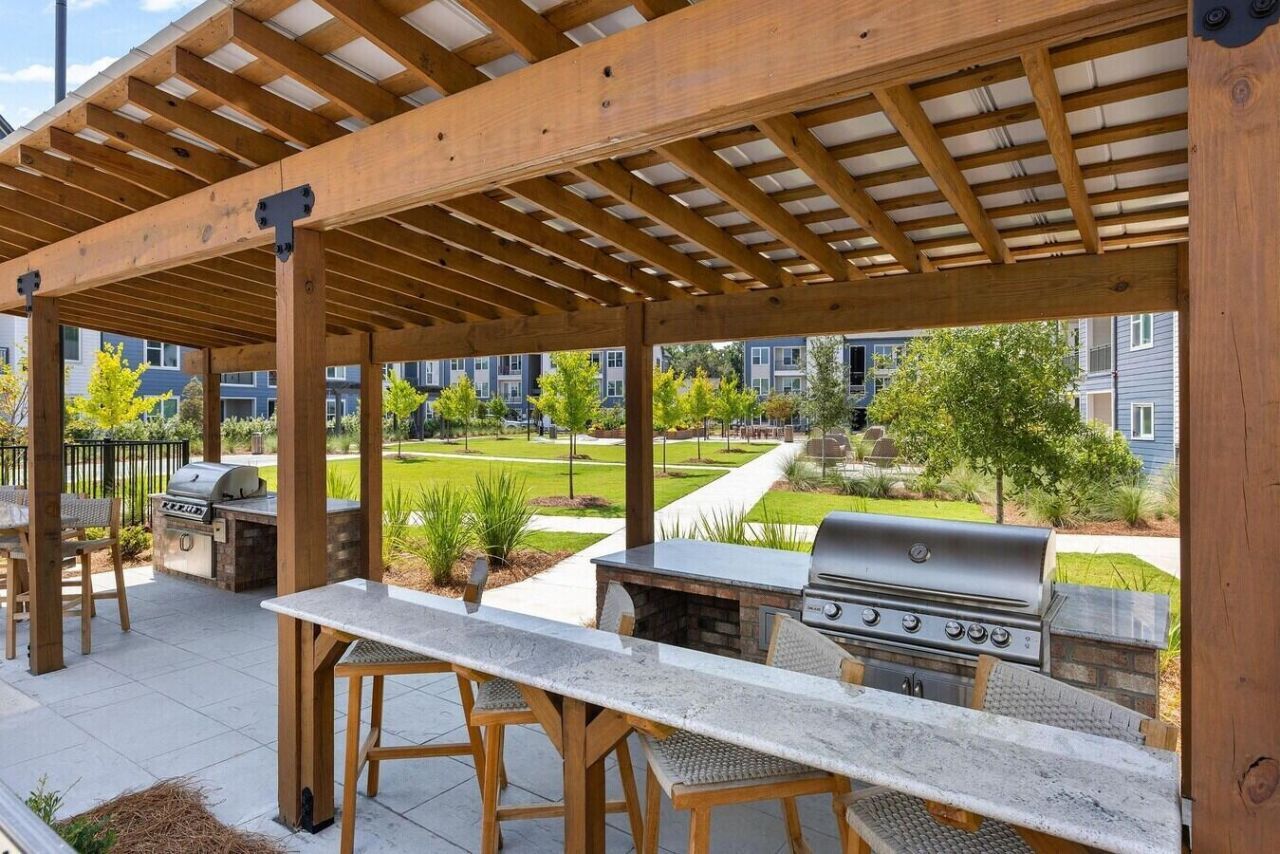 1000 Marlowe Vista Place Photo 9