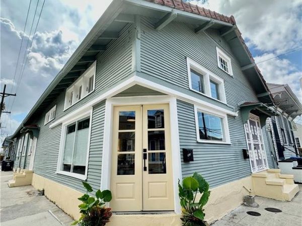 2632 DAUPHINE Street, New Orleans, LA 70117