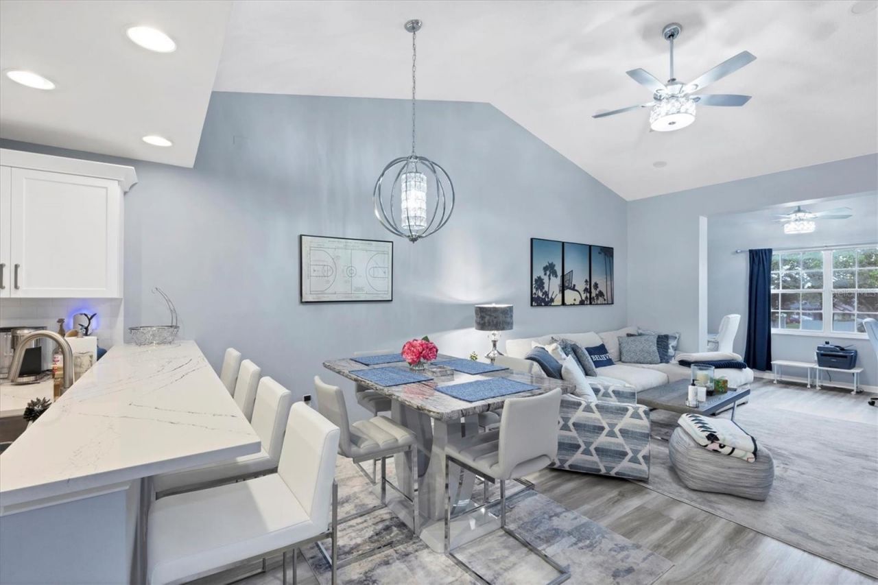 3701 54th Drive W, Unit 202, Bradenton, FL 34210 Photo