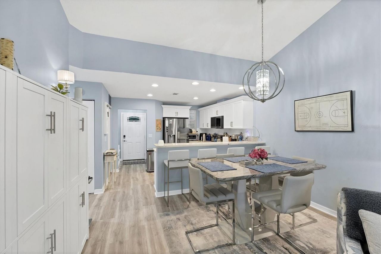 3701 54th Drive W, Unit 202, Bradenton, FL 34210 Photo