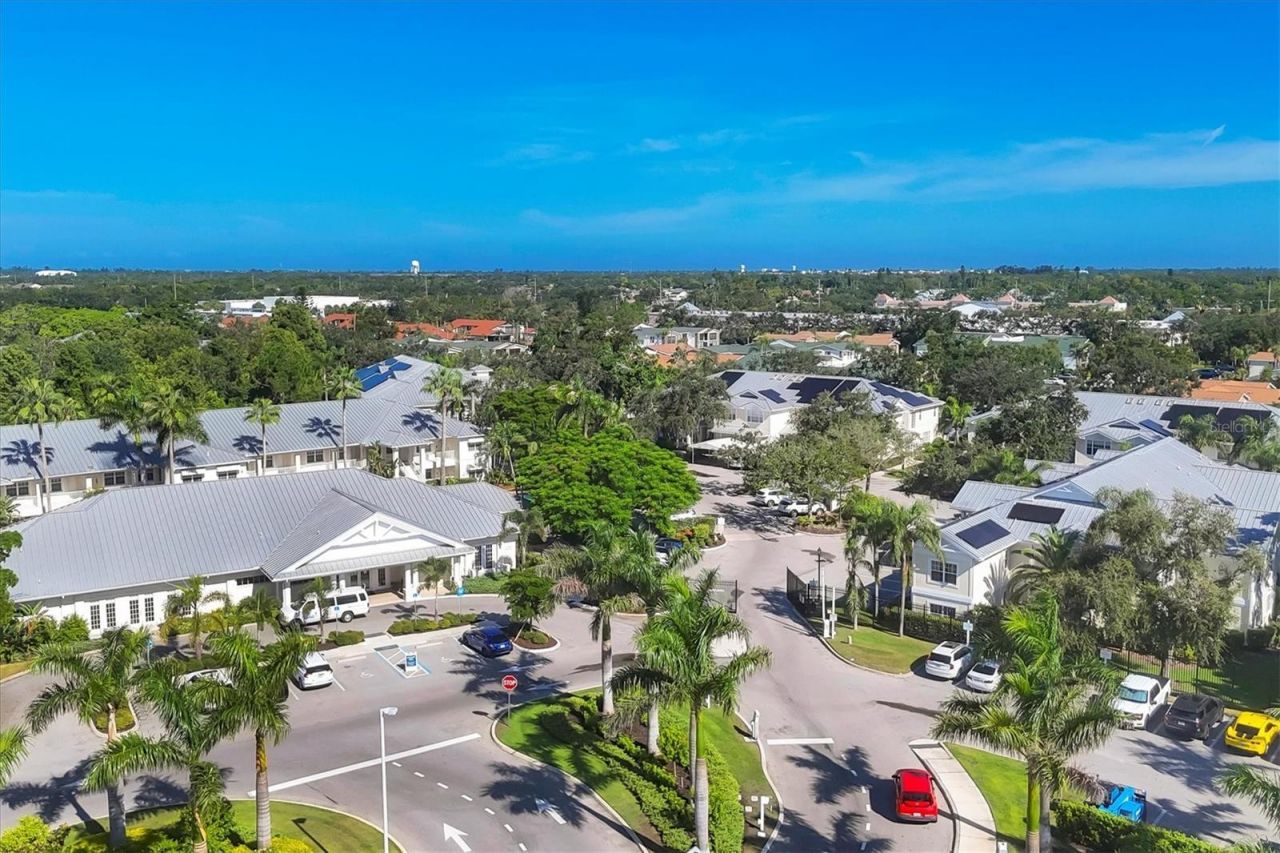 3701 54th Drive W, Unit 202, Bradenton, FL 34210 Photo