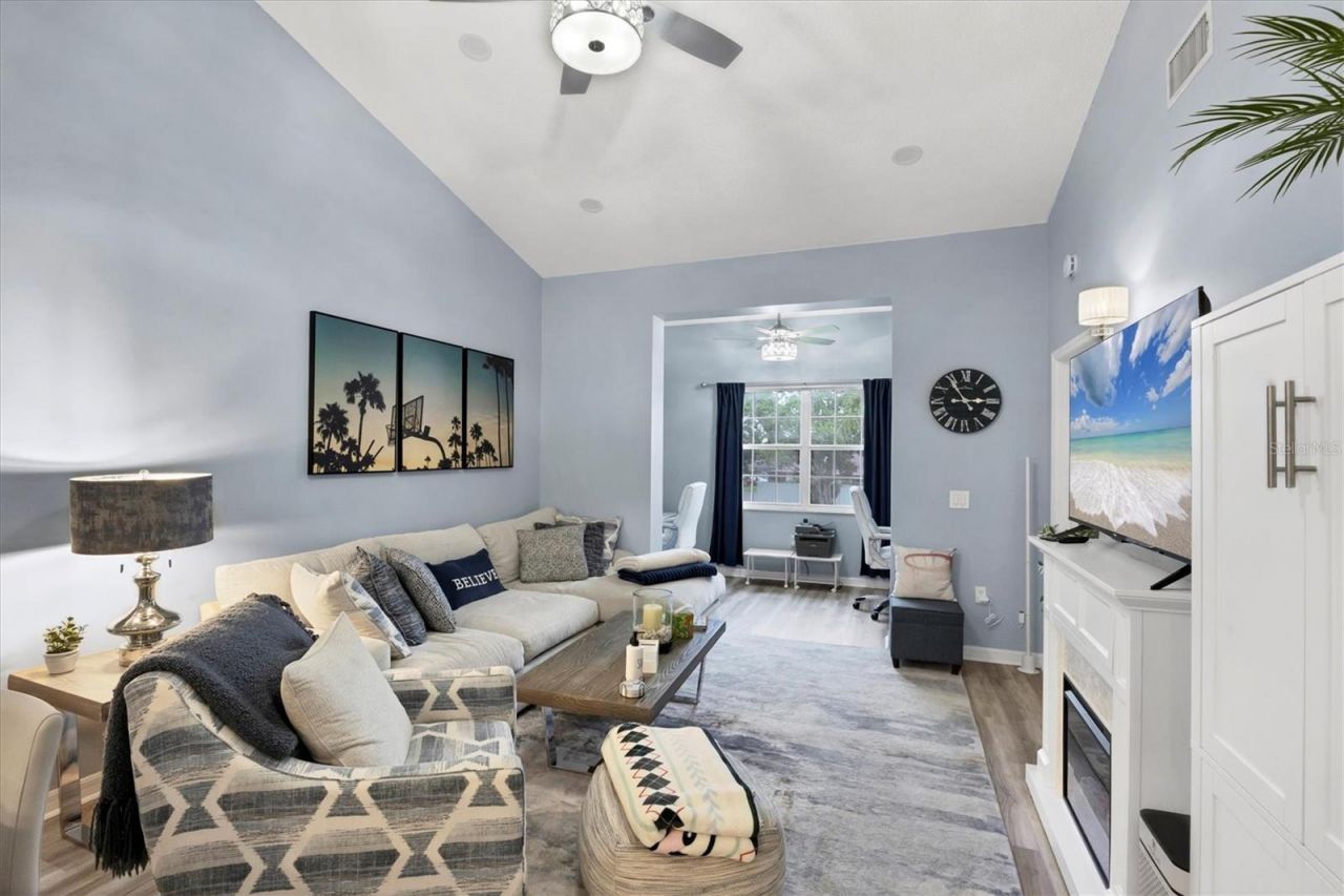 3701 54th Drive W, Unit 202, Bradenton, FL 34210 Photo