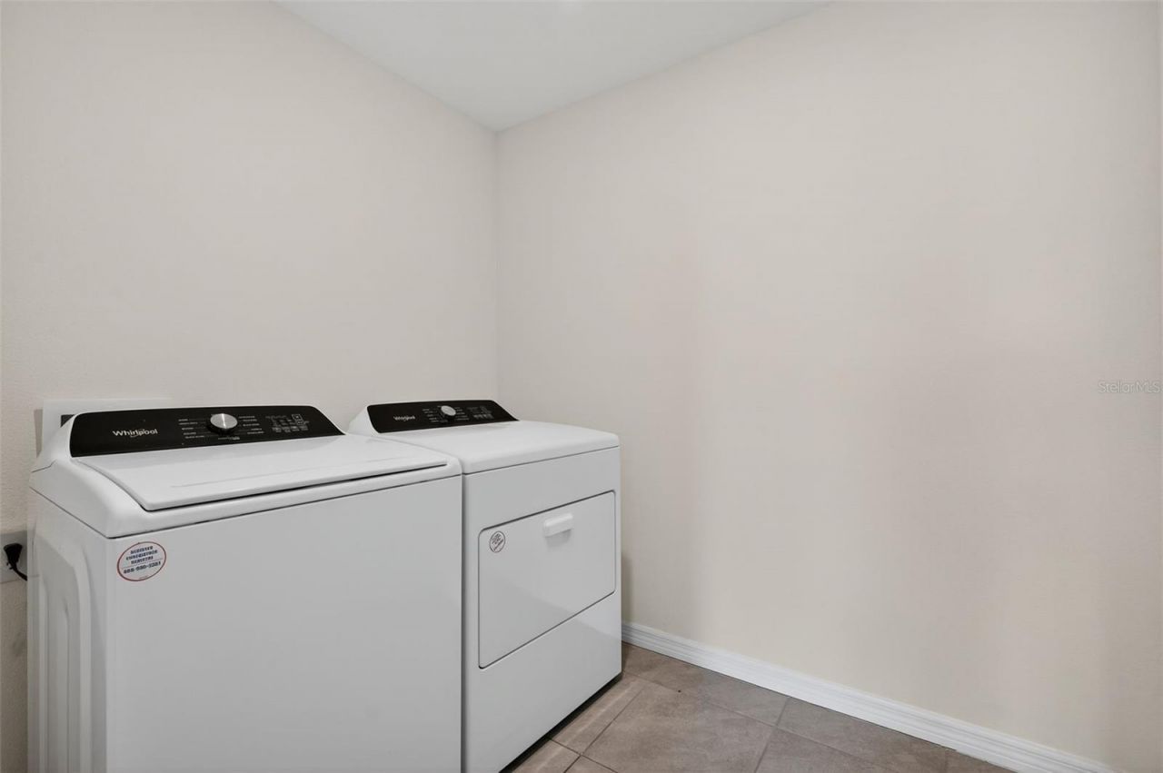 3819 Mannered Gold Avenue, Bradenton, FL 34208 Photo