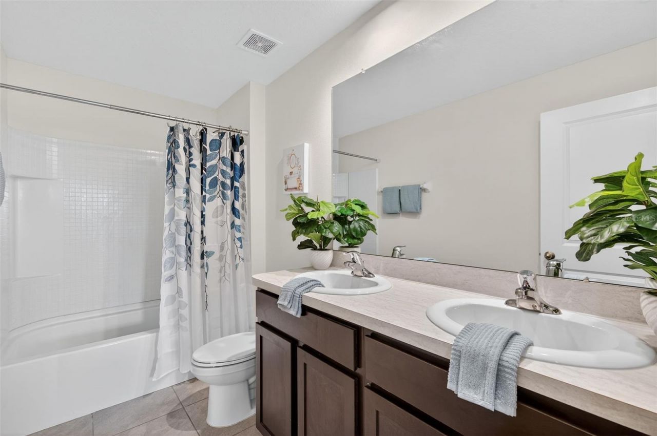 3819 Mannered Gold Avenue, Bradenton, FL 34208 Photo