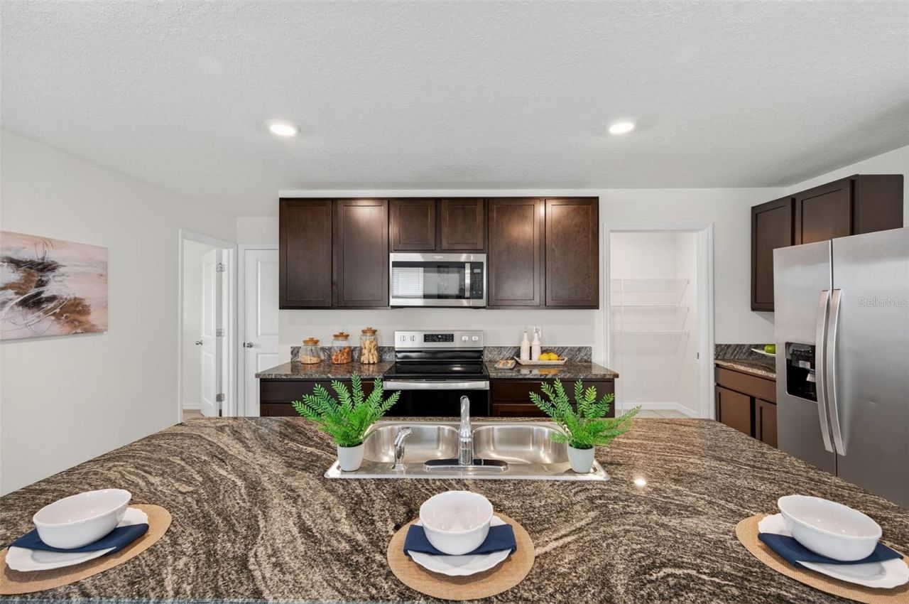 3819 Mannered Gold Avenue, Bradenton, FL 34208 Photo