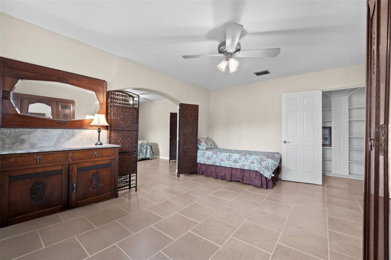 308 Manatee Drive, Ruskin, FL 33570 Photo