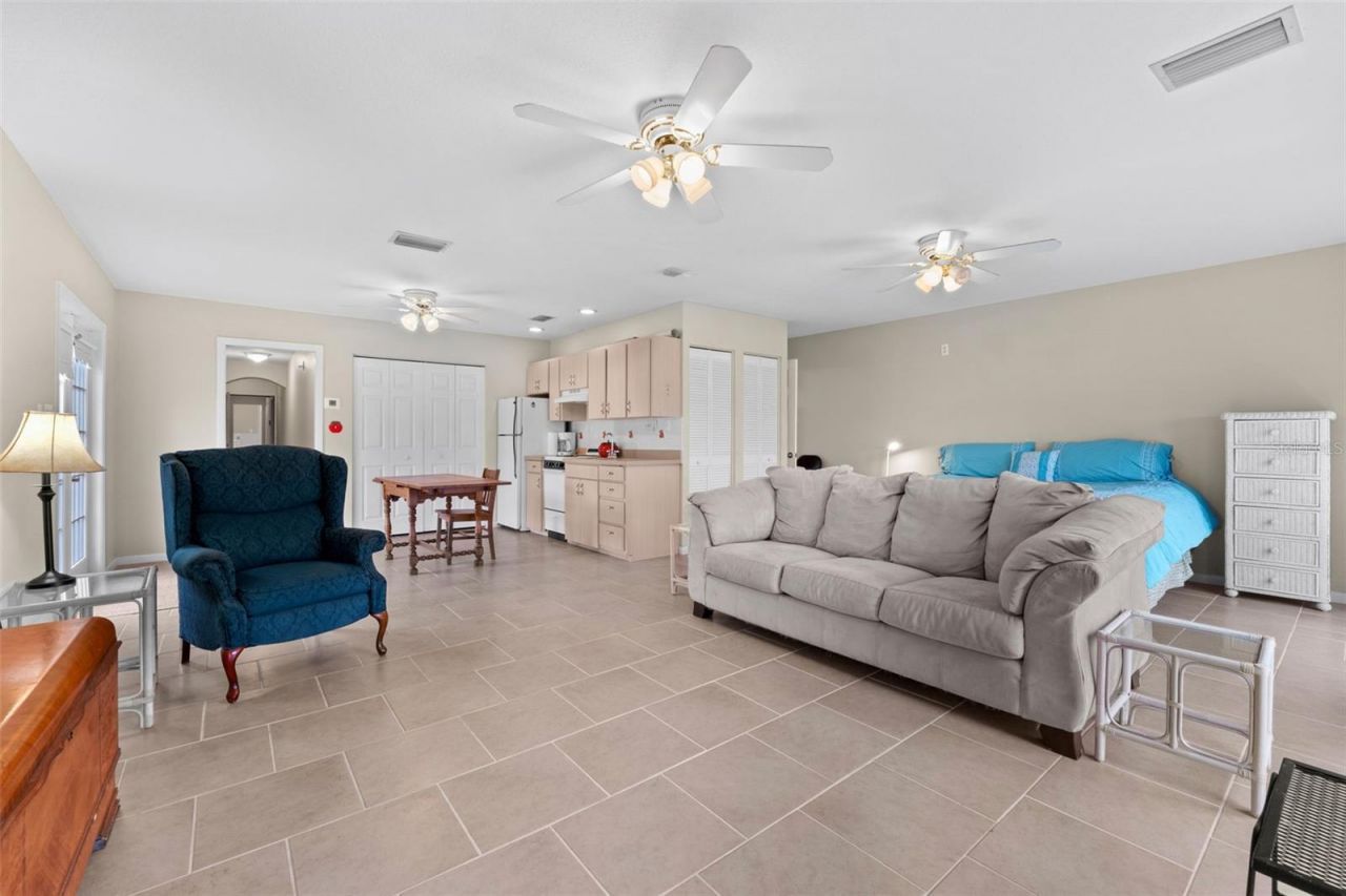 308 Manatee Drive, Ruskin, FL 33570 Photo