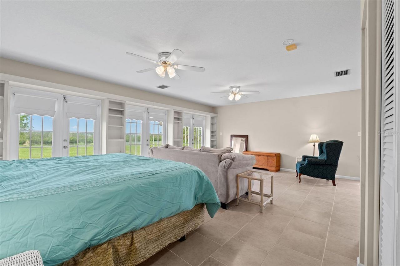 308 Manatee Drive, Ruskin, FL 33570 Photo