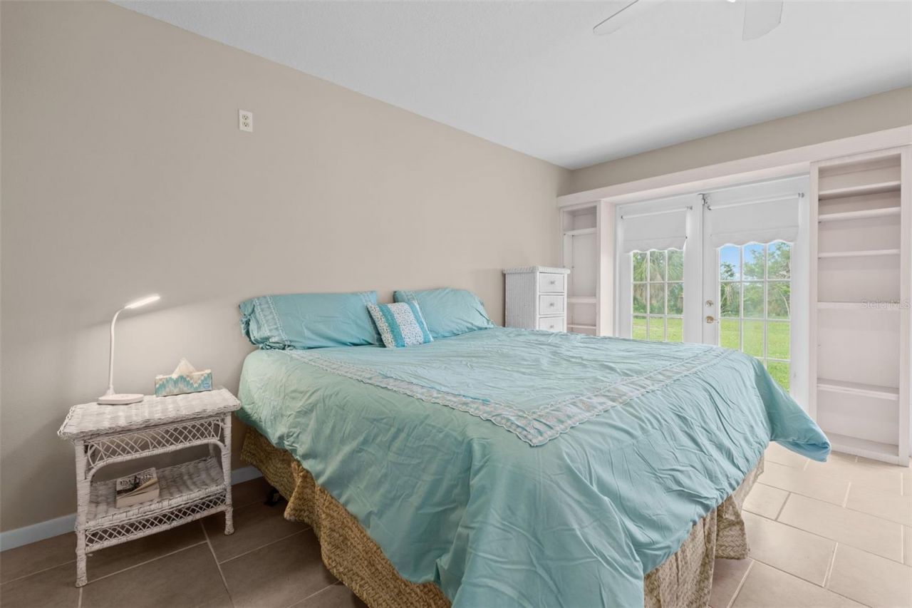 308 Manatee Drive, Ruskin, FL 33570 Photo