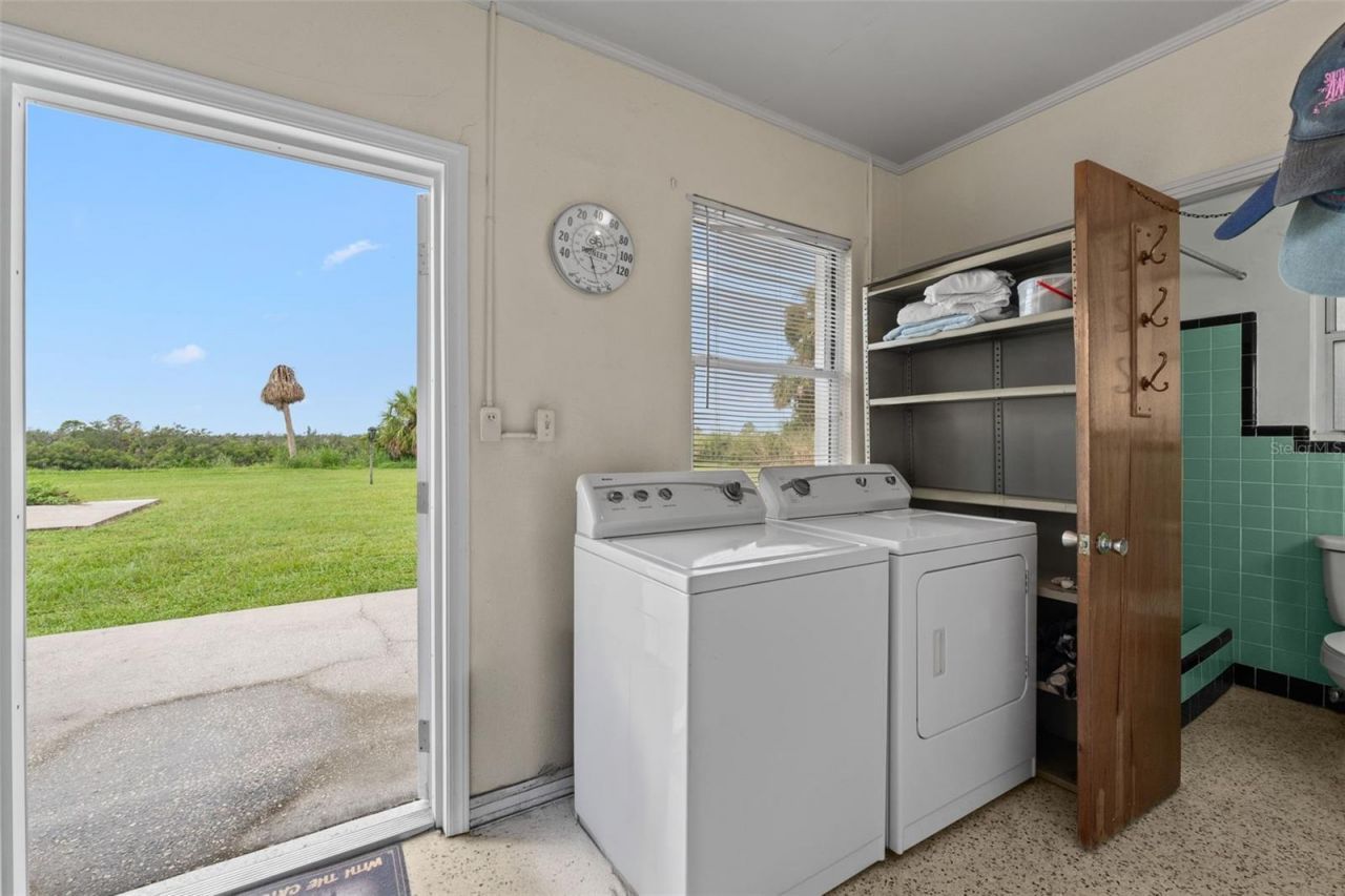 308 Manatee Drive, Ruskin, FL 33570 Photo