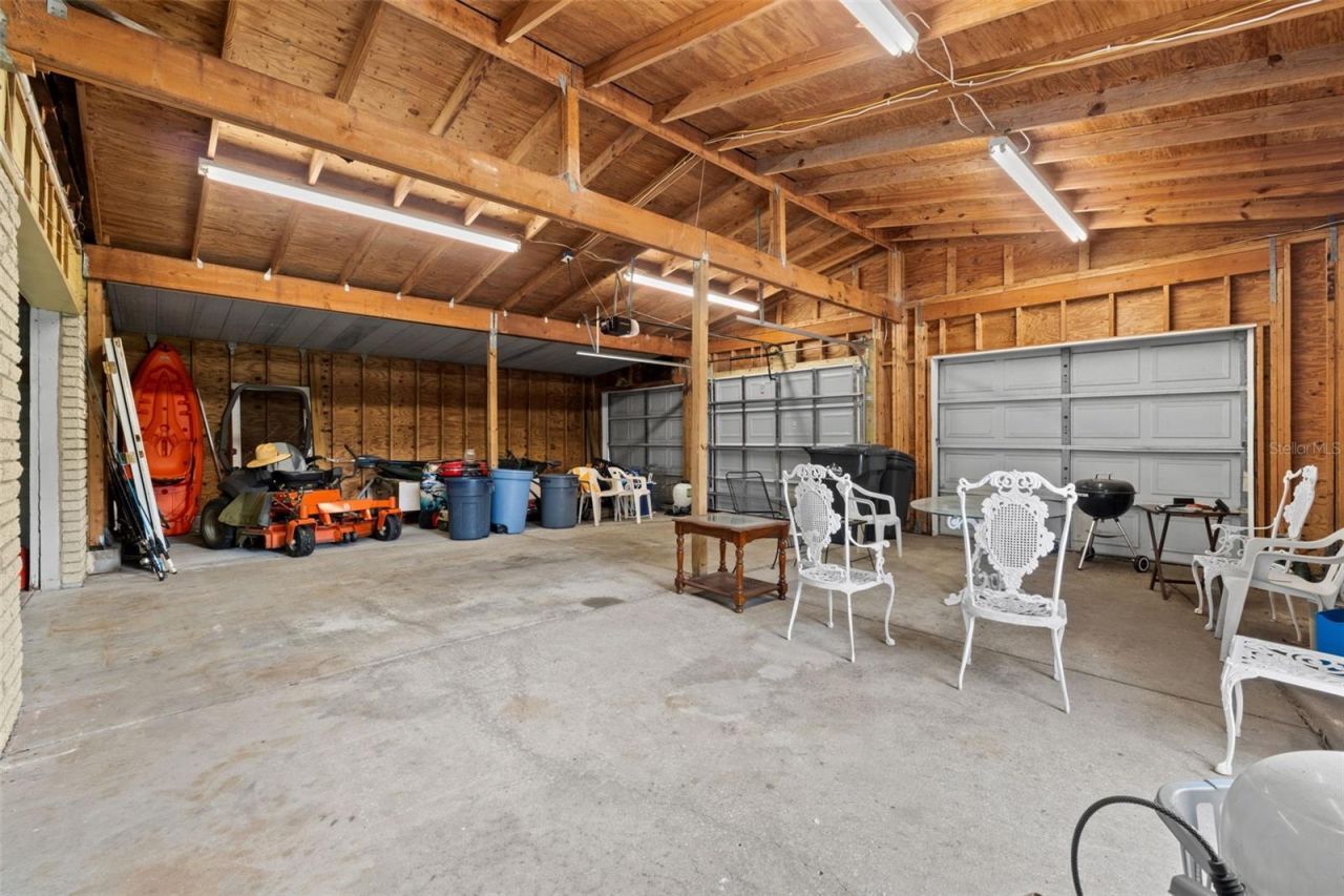 308 Manatee Drive, Ruskin, FL 33570 Photo