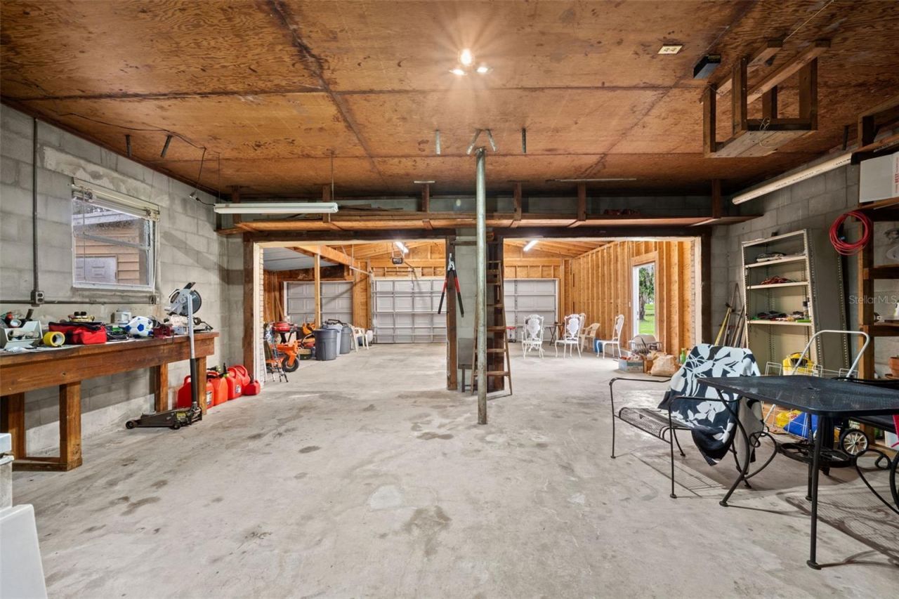 308 Manatee Drive, Ruskin, FL 33570 Photo