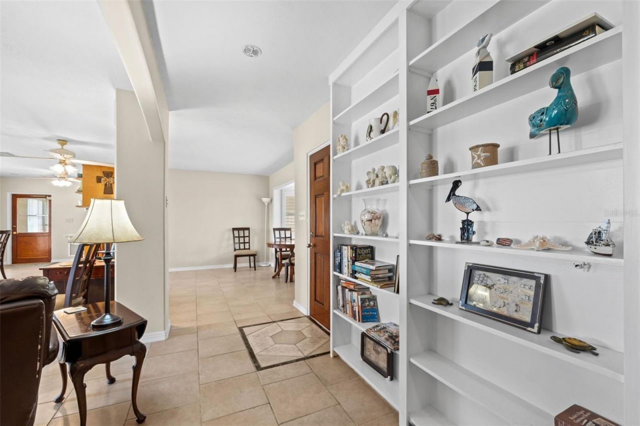 308 Manatee Drive, Ruskin, FL 33570 Photo