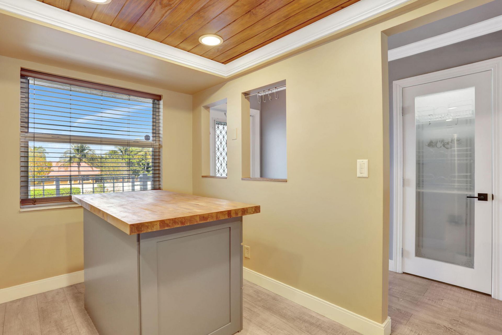 7800 NW 18th Street, Unit 201, Margate, FL 33063 Photo