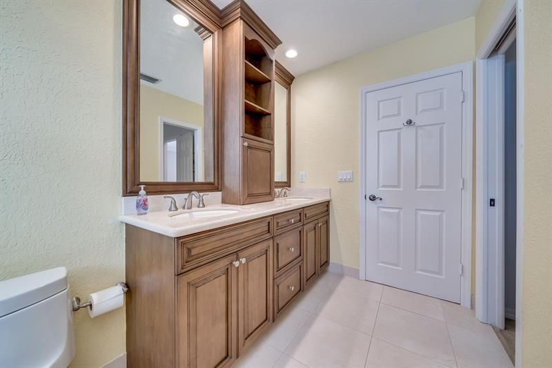 12422 Classic Drive, Coral Springs, FL 33071 Photo