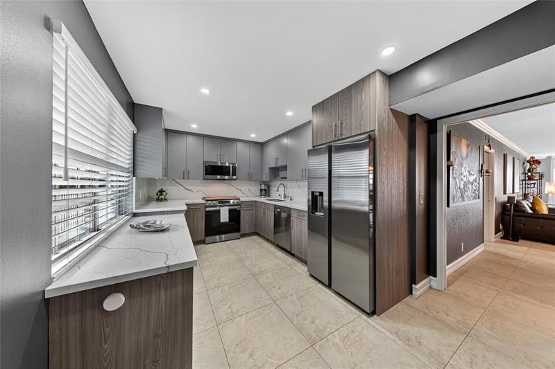 802 Cypress Grove Lane, Unit 503, Pompano Beach, FL 33069 Photo