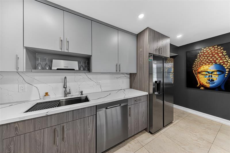 802 Cypress Grove Lane, Unit 503, Pompano Beach, FL 33069 Photo