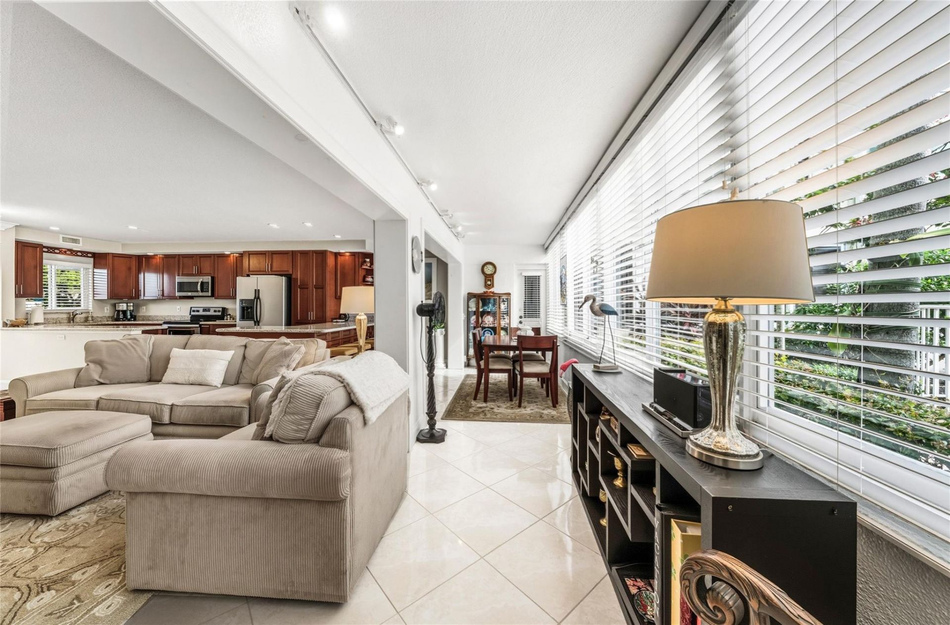 1000 SE 4th Street, Unit 117 & 118, Fort Lauderdale, FL 33301 Photo