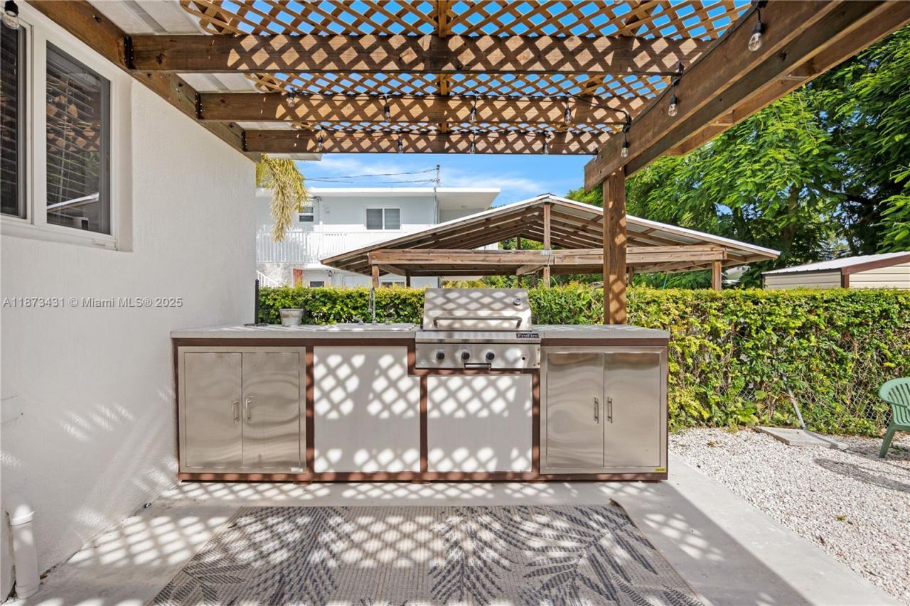 53 Bonefish Ave, Key Largo, FL 33037 Photo