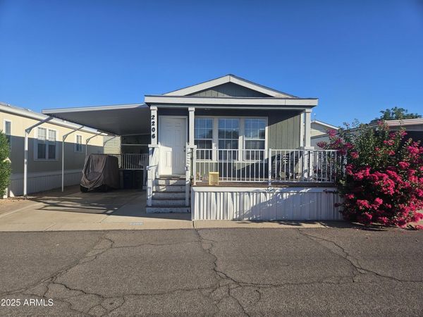 8700 E University Drive, Unit 2206, Mesa, AZ 85207