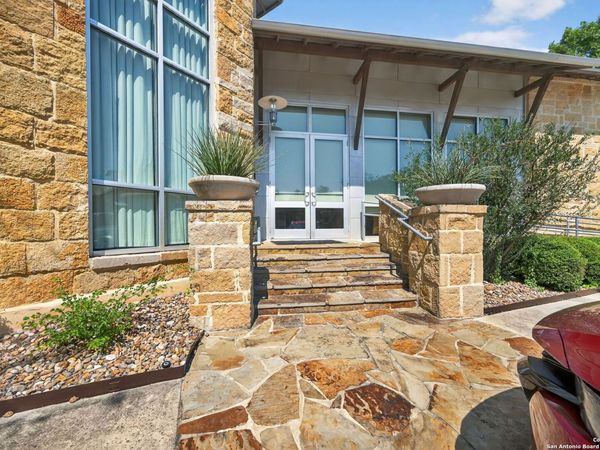 16023 Via Shavano, San Antonio, TX 78249