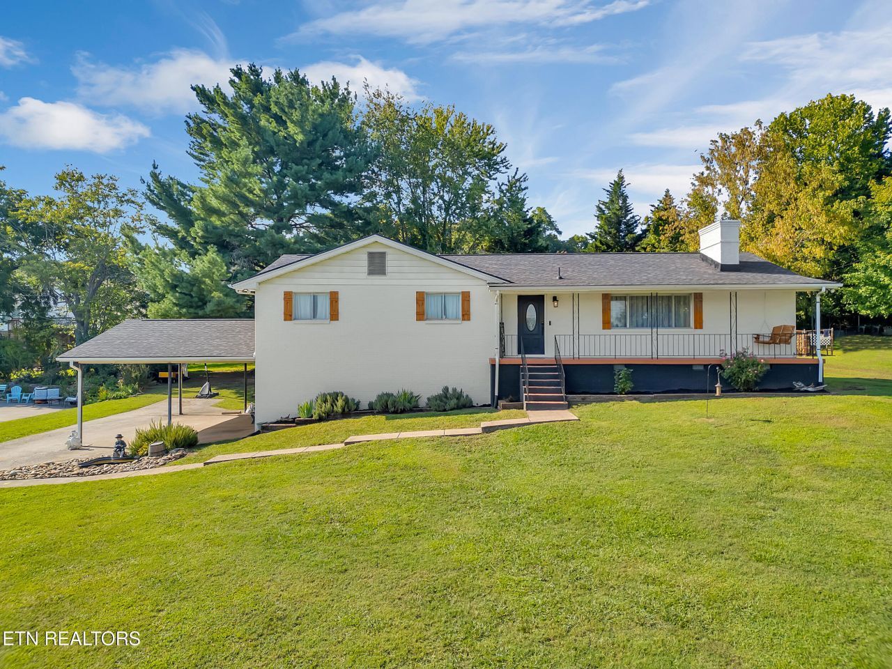 217 Mayview Drive, Powell, TN 37849 Main Photo