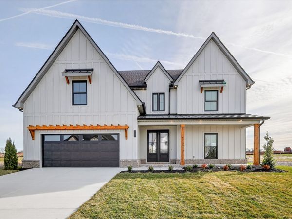 5541 Sinclair St, Murfreesboro, TN 37127