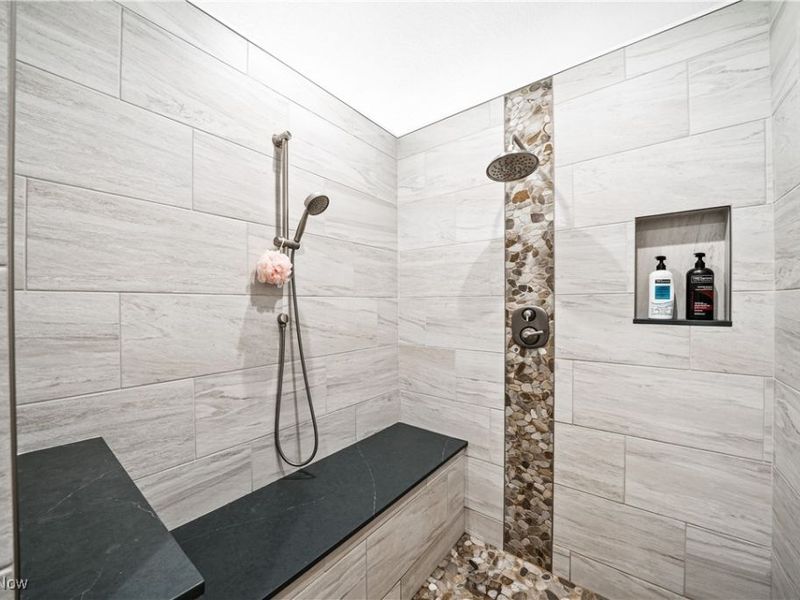 16986 Headland Avenue, Lake Milton, OH 44429 Photo 24