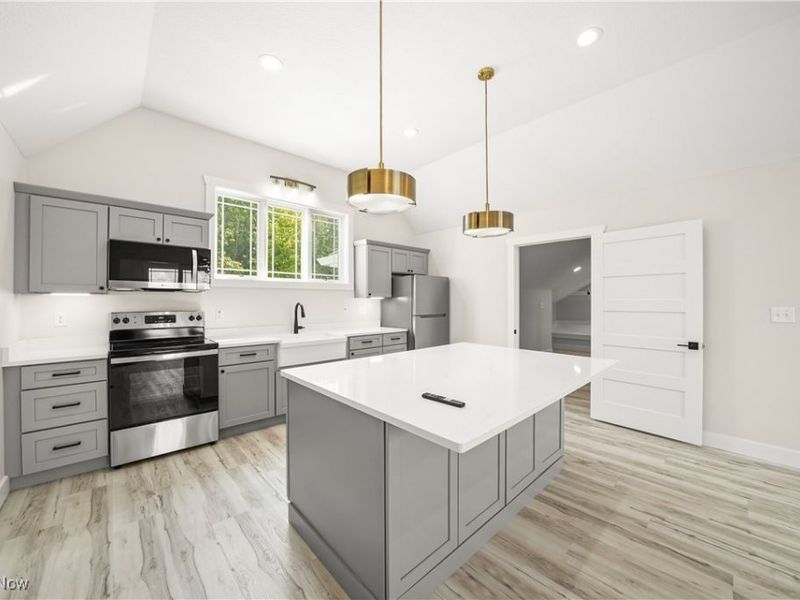 16986 Headland Avenue, Lake Milton, OH 44429 Photo 30