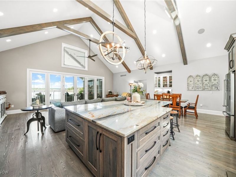 16986 Headland Avenue, Lake Milton, OH 44429 Photo 8