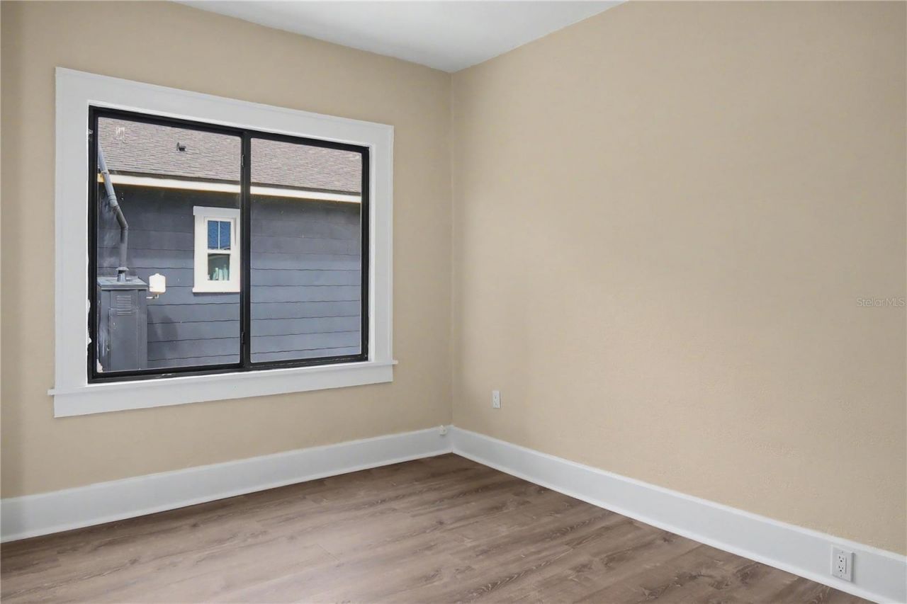 526 Kirkwood Terrace N, Saint Petersburg, FL 33701 Photo