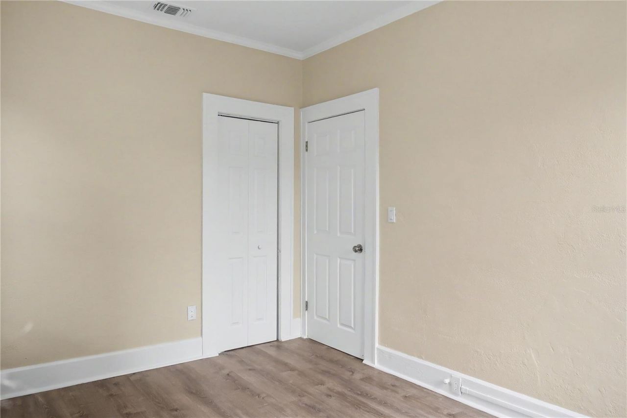 526 Kirkwood Terrace N, Saint Petersburg, FL 33701 Photo