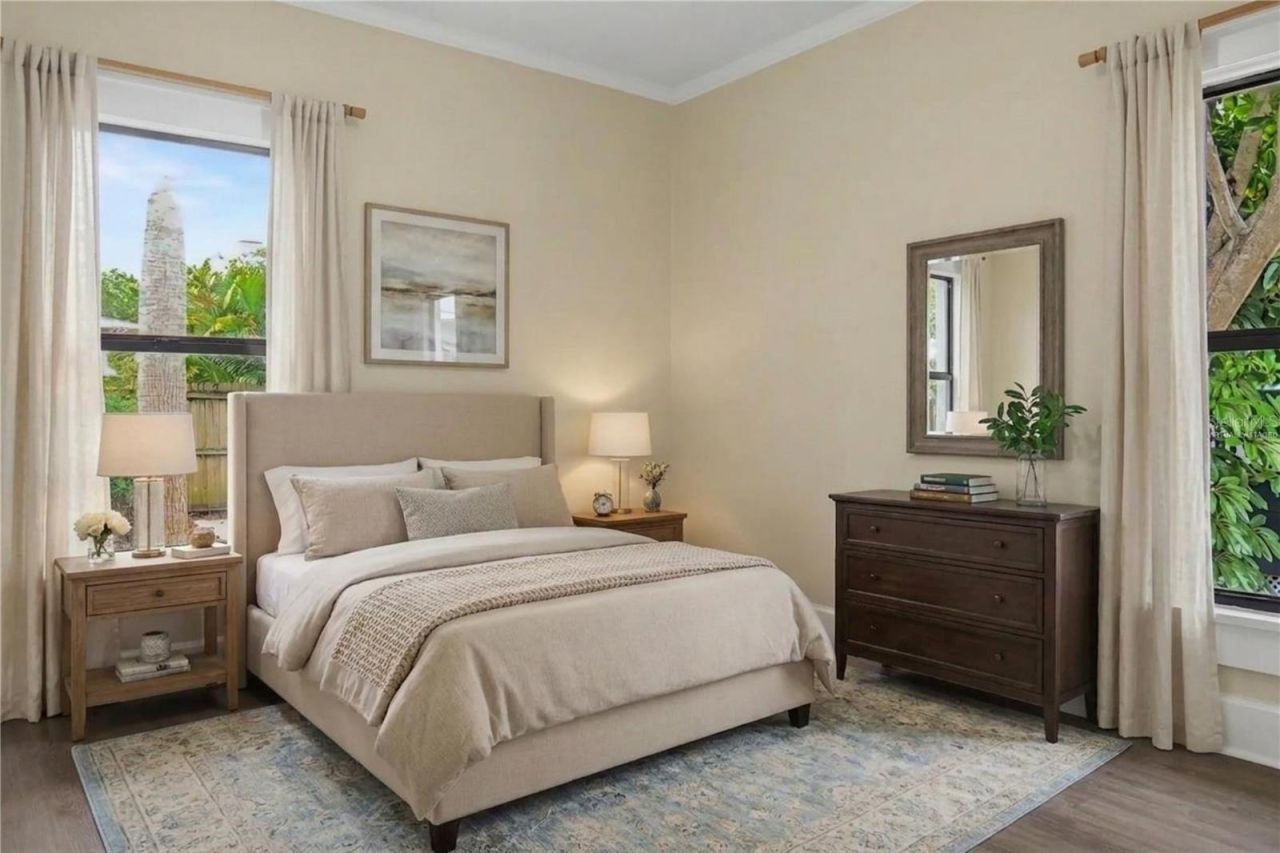 526 Kirkwood Terrace N, Saint Petersburg, FL 33701 Photo