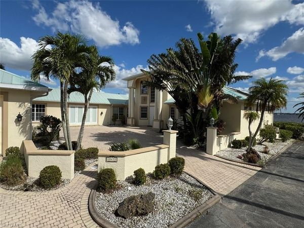 15472 Nelsons Walk CT, NORTH FORT MYERS, FL 33917