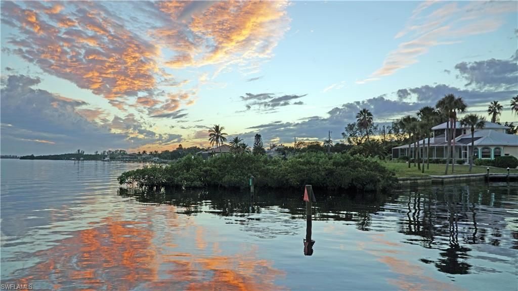 15472 Nelsons Walk Ct, North Fort Myers, FL 33917 Photo