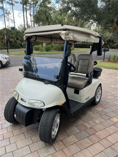 17160 Easy Stream Ct, Alva, FL 33920 Photo