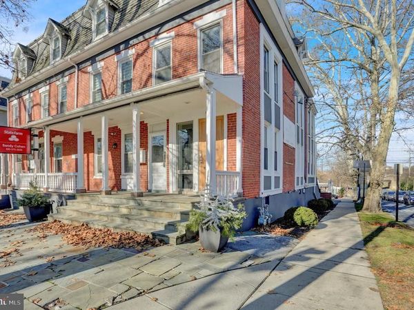 1201 PENN AVENUE, Unit 3, WYOMISSING, PA 19610