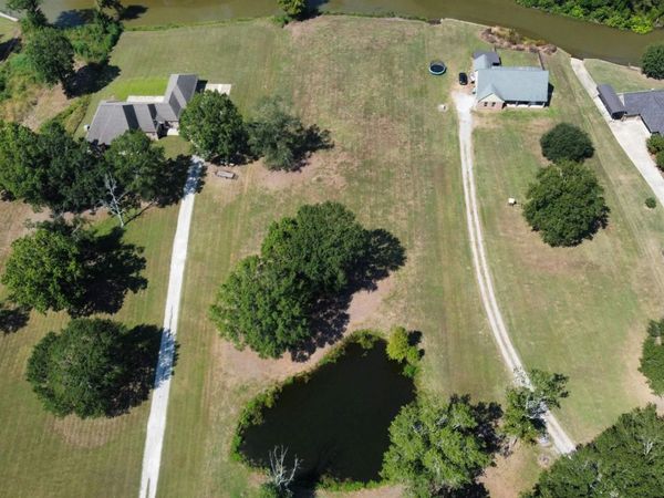 841 Poydras  Bayou Dr, Port Allen, LA 70767